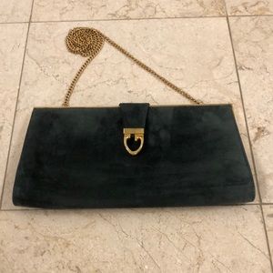 GUCCI TWO-WAY PURSE LOGO and GOLD CHAIN GREEN SUEDE/GOLD G ACCENT CLUTCH